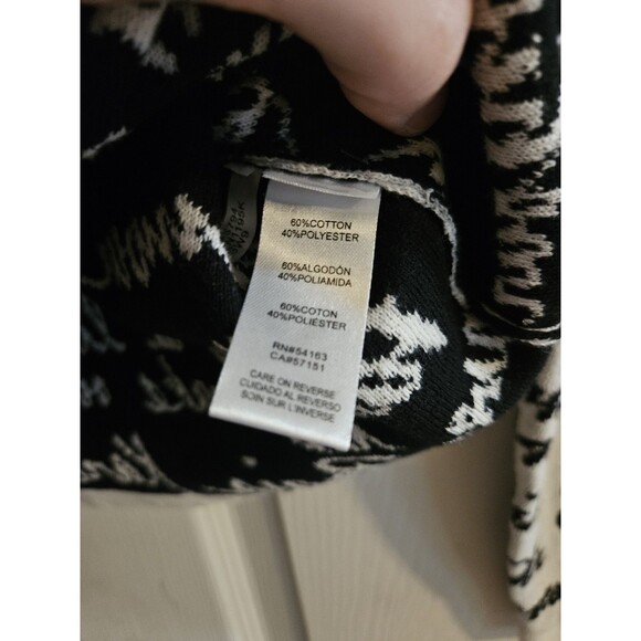 NWT Karl Lagerfeld Paris Women's Soft White All Over Logo Pullover Sweater XS - Picture 6 of 7